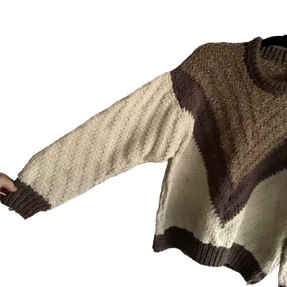 VINTAGE Wool Hand Knit Chunky Knit Chevron Sweater Cream Taupe L - Picture 2 of 6